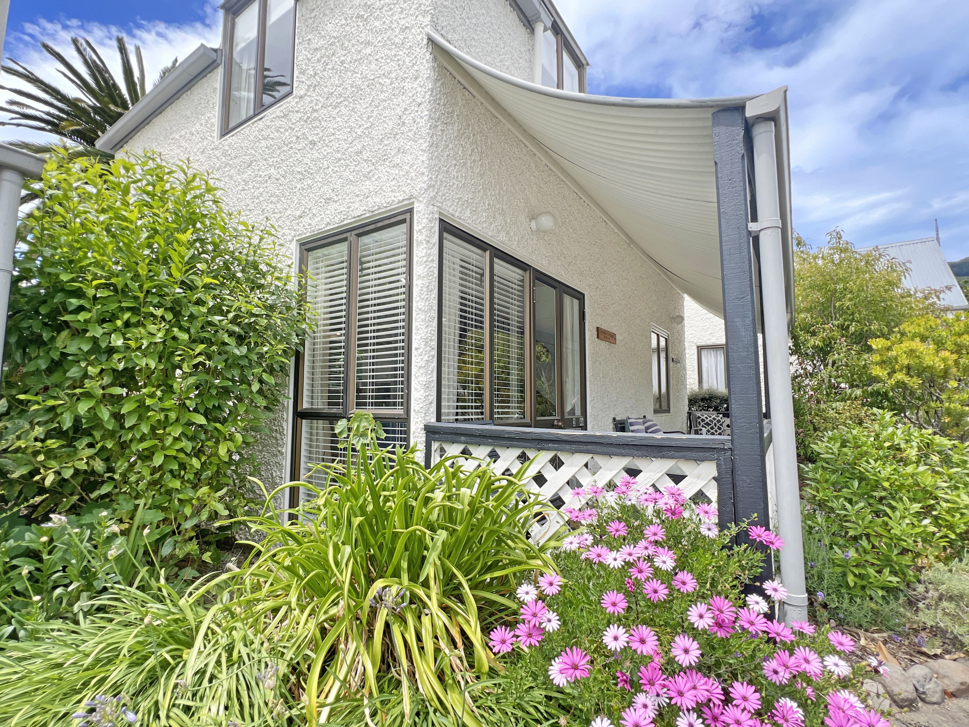 Unit 2 / Jacques Apartments - Holiday rental property in Akaroa